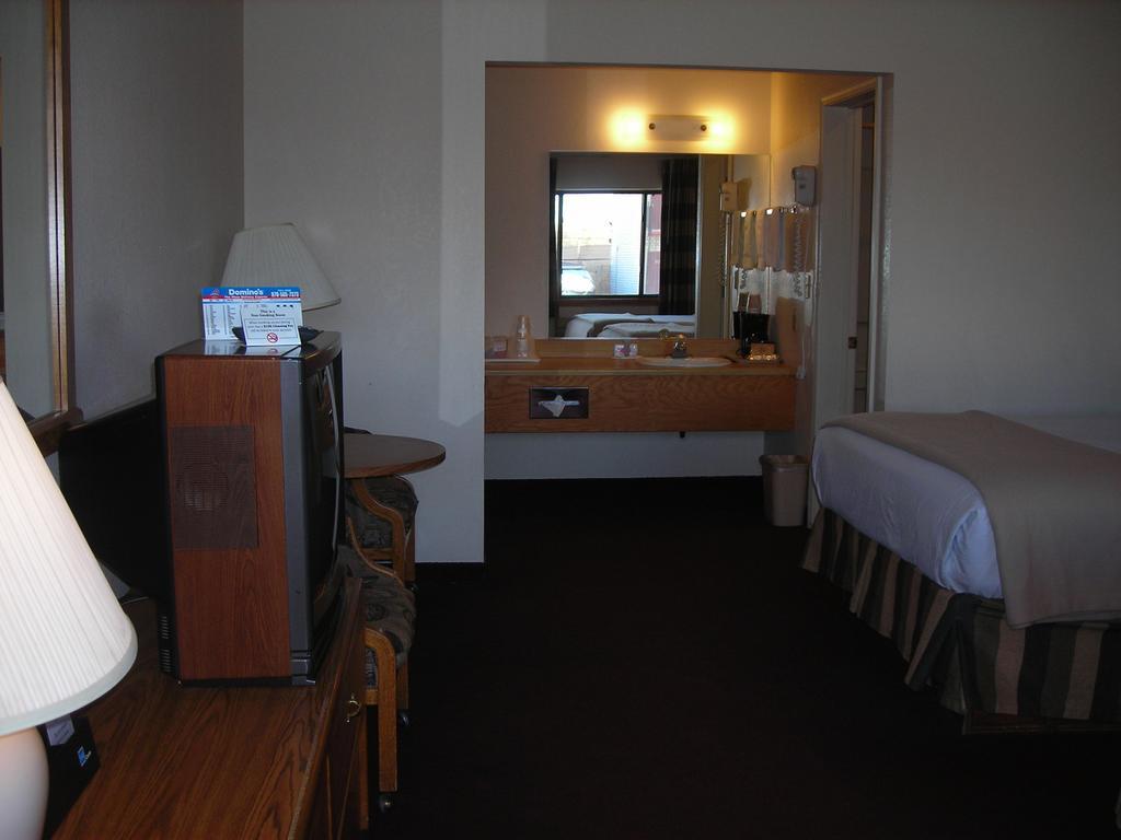 Cozy Inn Кортес Экстерьер фото